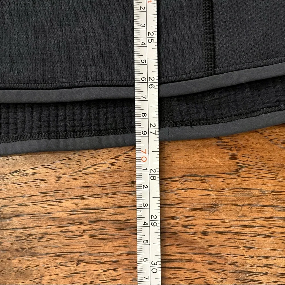 Arc'teryx Konseal Hoody Women's Black Sapphire - Picture 8 of 8